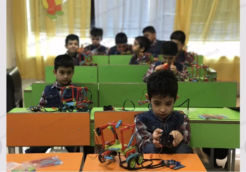سن مناسب آموزش رباتیک برای کودکان
