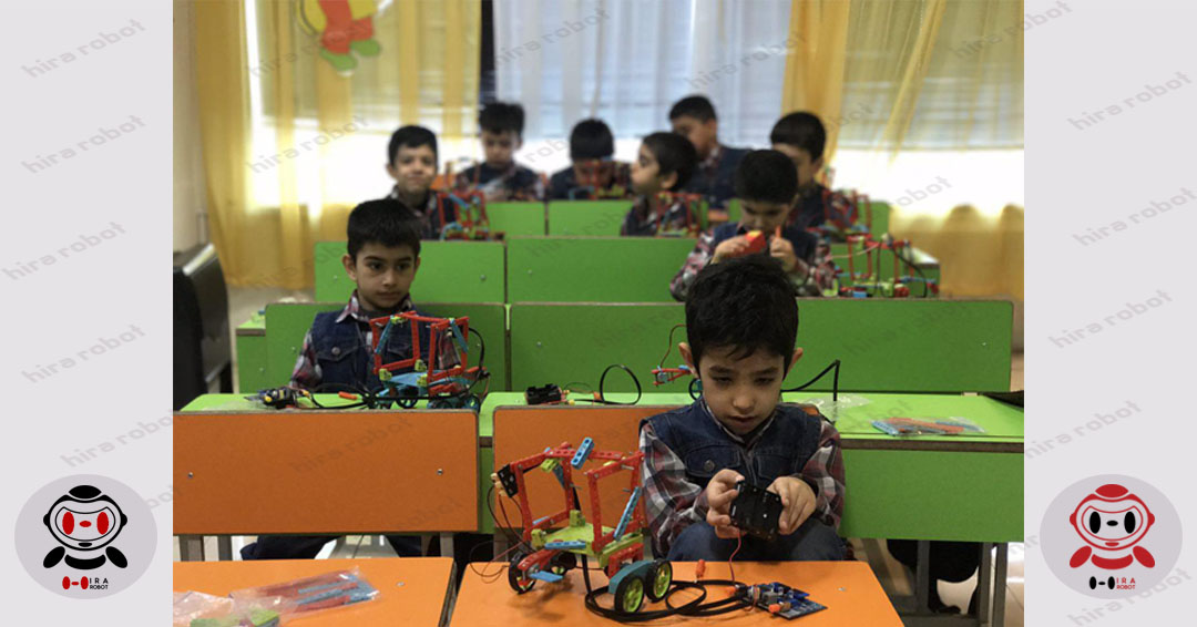 سن مناسب آموزش رباتیک برای کودکان سن مناسب آموزش رباتیک برای کودکان
